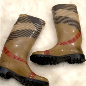 Burberry rain boots